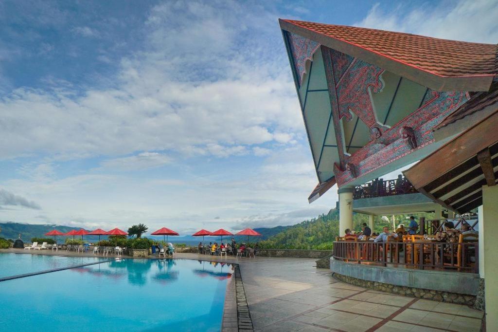 Hotel Niagara Парапат Екстериор снимка